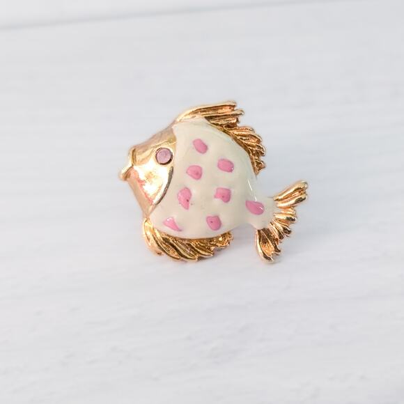 Vintage Pin / Brooch Pink & Cream Enamel with Gold Tone Fish - Picture 1 of 8